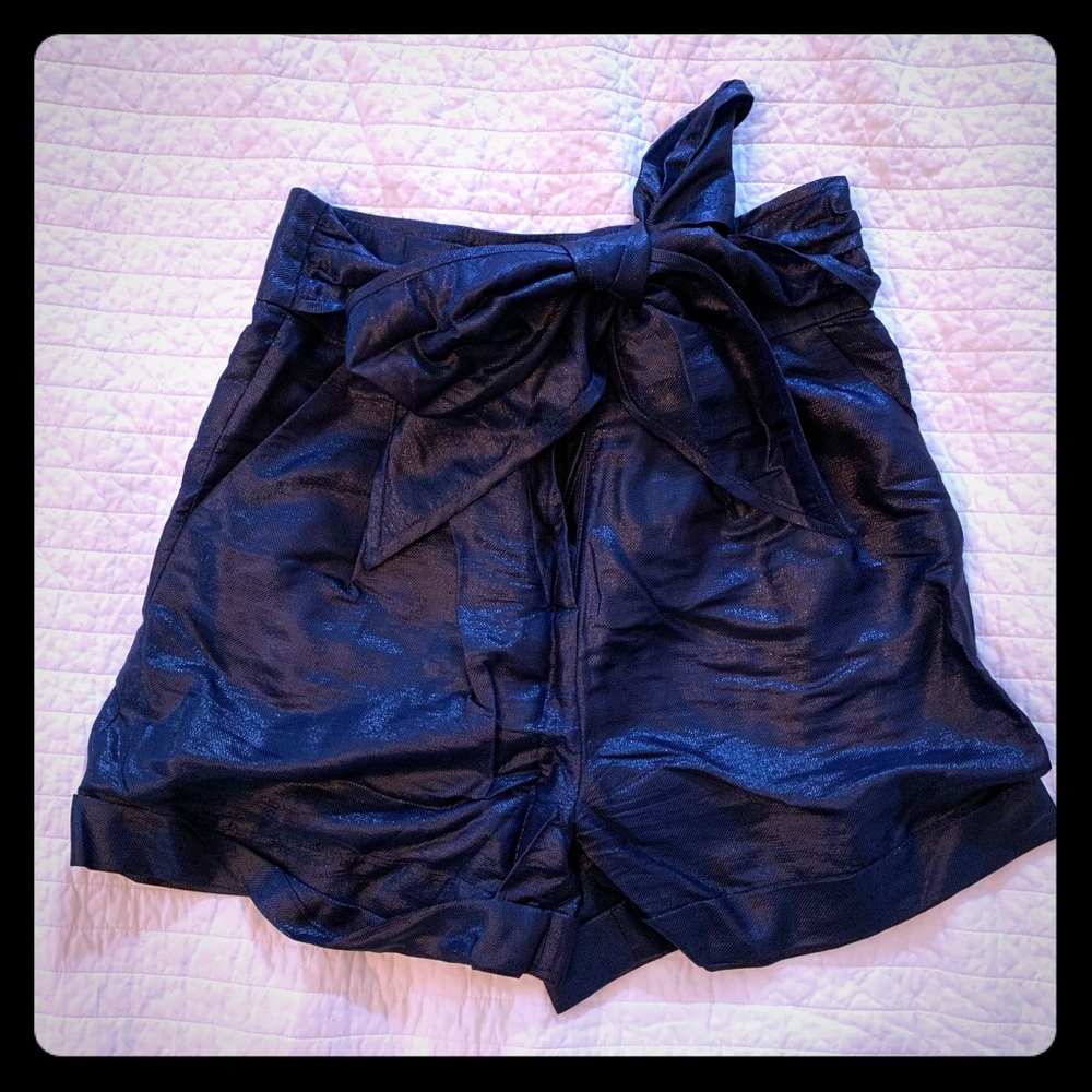 Thread Social- “fancy shorts” size S, like new!